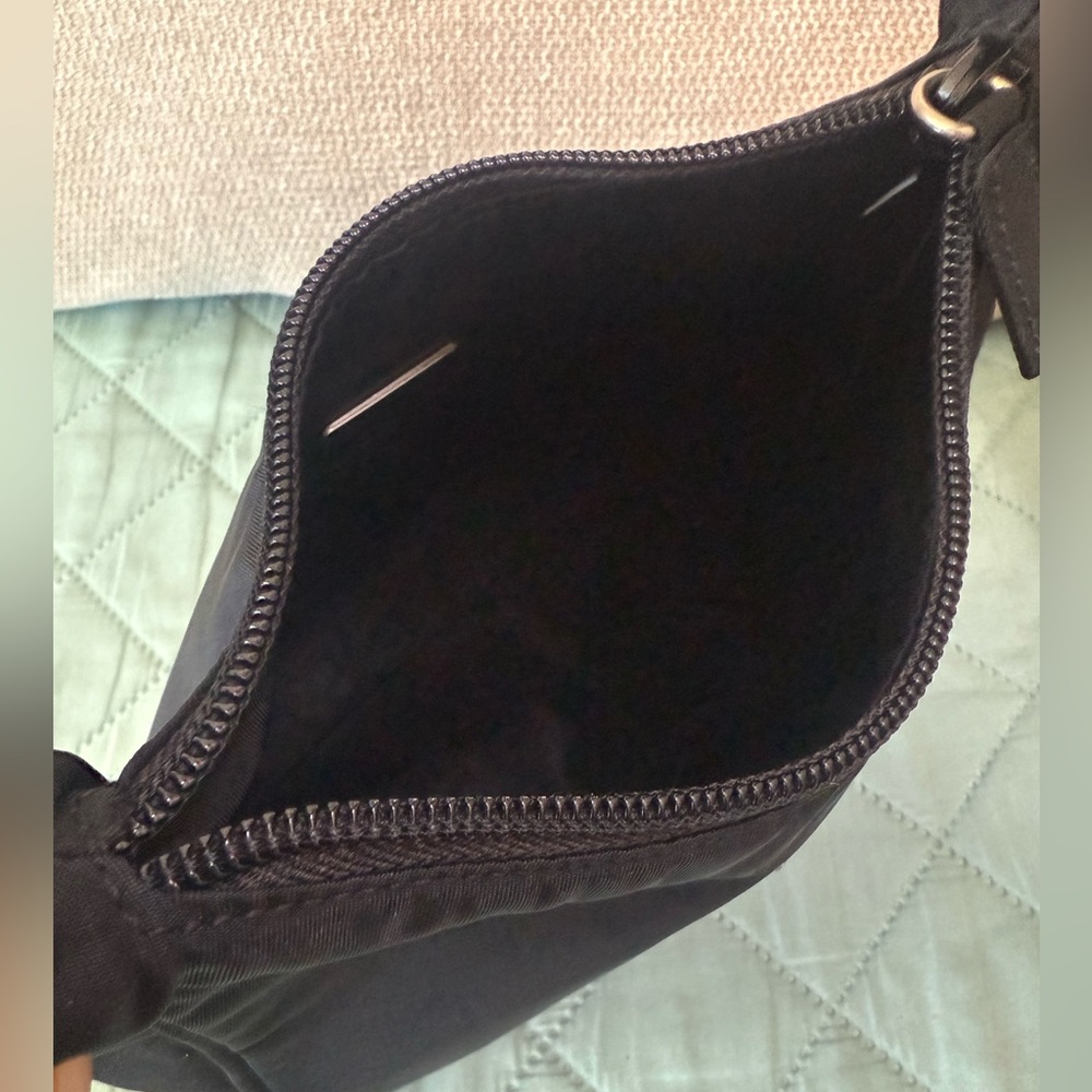 Prada Re-Edition 2000 Nylon Mini Bag - Picture 9 of 11